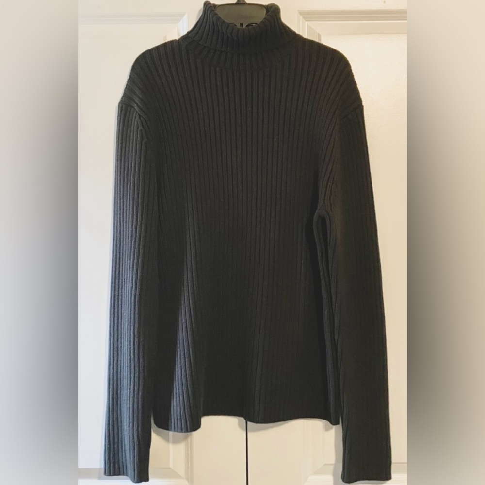 Banana Republic Black Merino Ribbed Turtleneck Sweater USED LIKE NEW - Picture 2 of 2